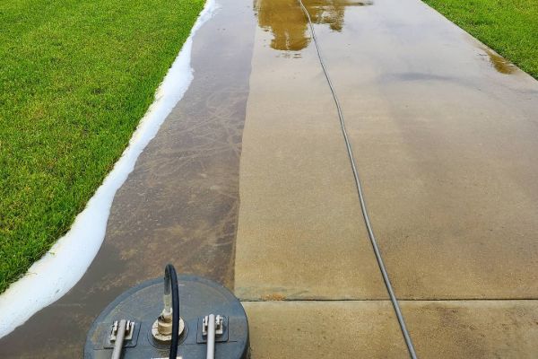 Pressure Washing Service in Spring Hill TN 2